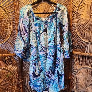 Medium Lilly Pulitzer Nevie off the shoulder dress. Flowy sleeves. Good conditio